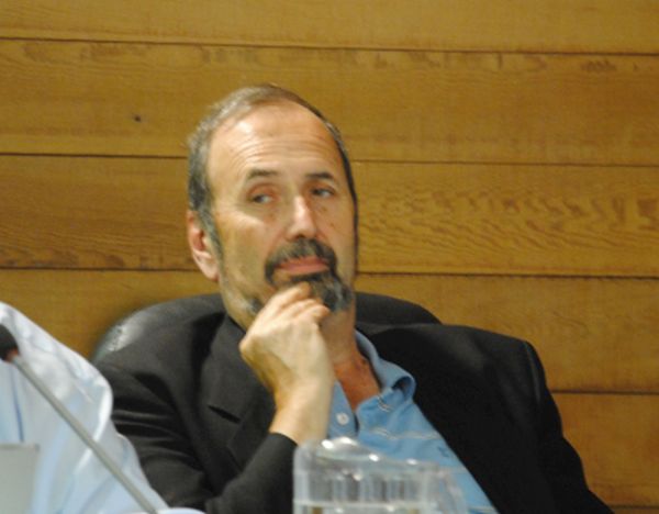 Council to vote on motion honouring long-time former councillor