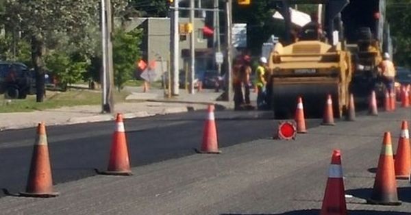 City says ‘use alternate route’ to avoid Lakeshore traffic delays