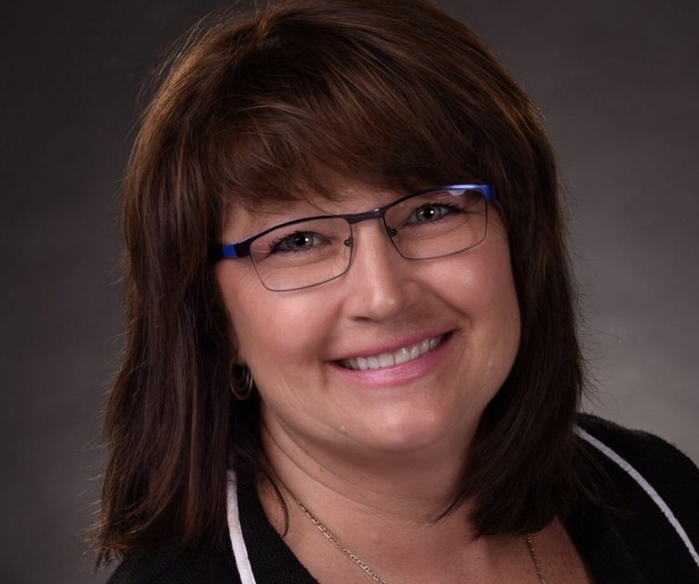 Carr takes leave to pursue federal seat