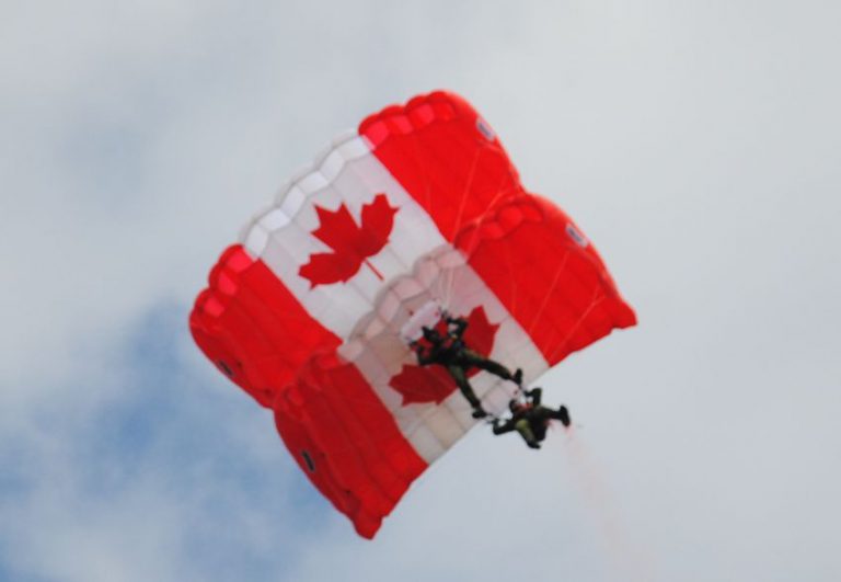 Public asked to avoid beach during parachute practice session