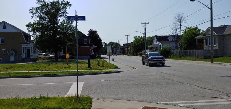 Neighbour concerned development will cause traffic issues