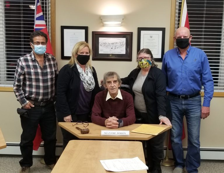 Longtime Chisholm Township mayor resigns