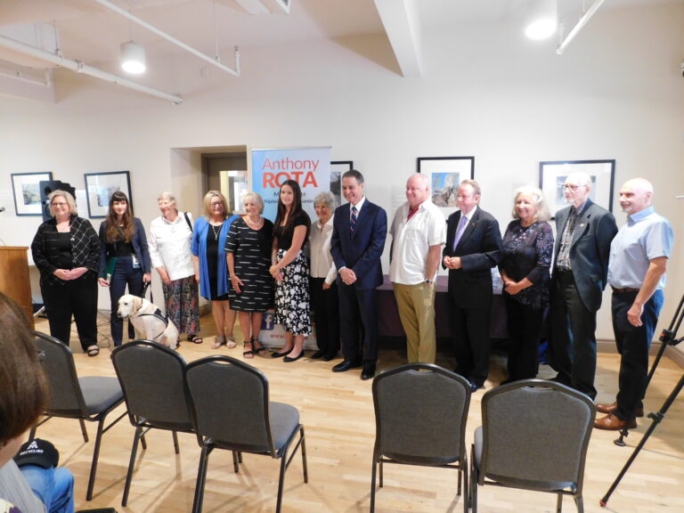 Nipissing-Timiskaming residents awarded the Platinum Jubilee pin