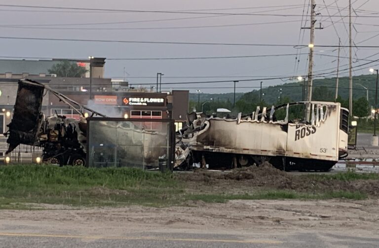 (Update) transport truck fire on Algonquin