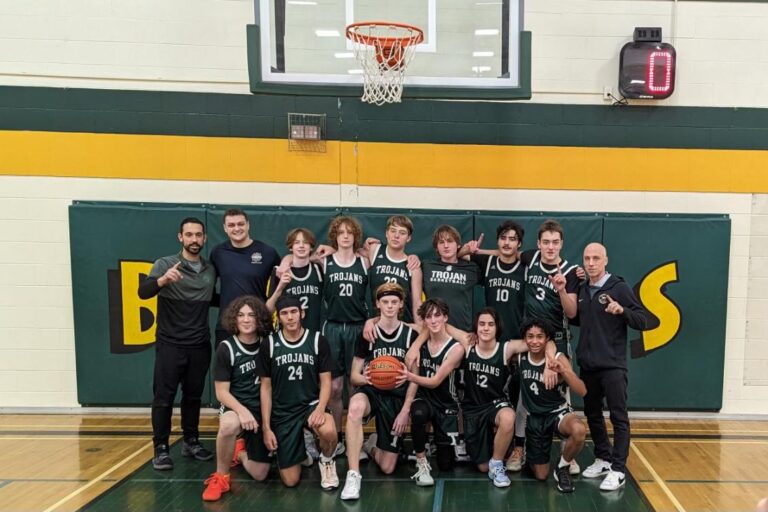 20 basketball teams compete at Green and Gold Classic