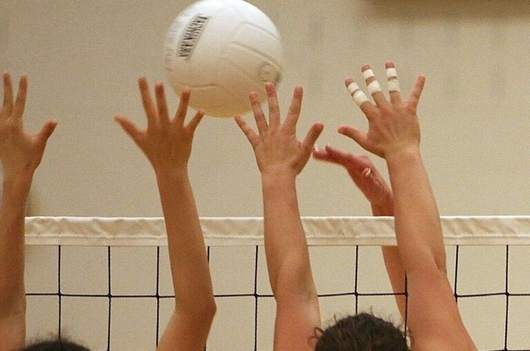 Mixed volleyball tournament rallying support for community kitchen