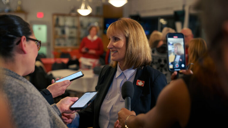 Rochefort’s lead extended with final poll