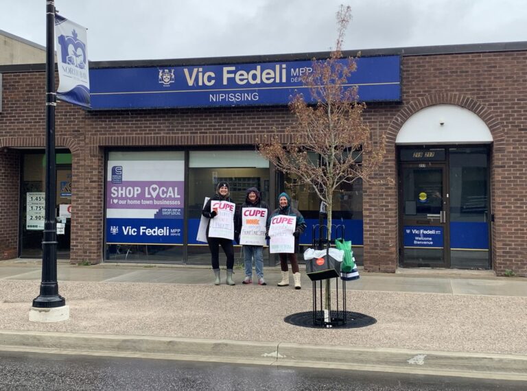 Unions picket outside MPP offices, including Fedeli’s